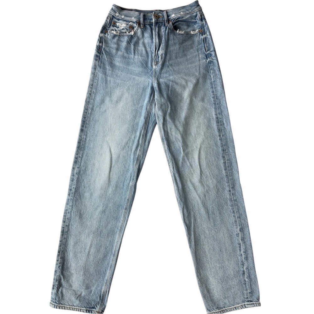 ✅ American Eagle Outfitters Light Blue high rise Baggy Jeans size 2 regular